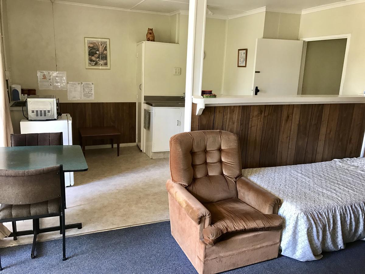 Golden Springs Motel, Holiday Park Rotorua Eksteriør billede
