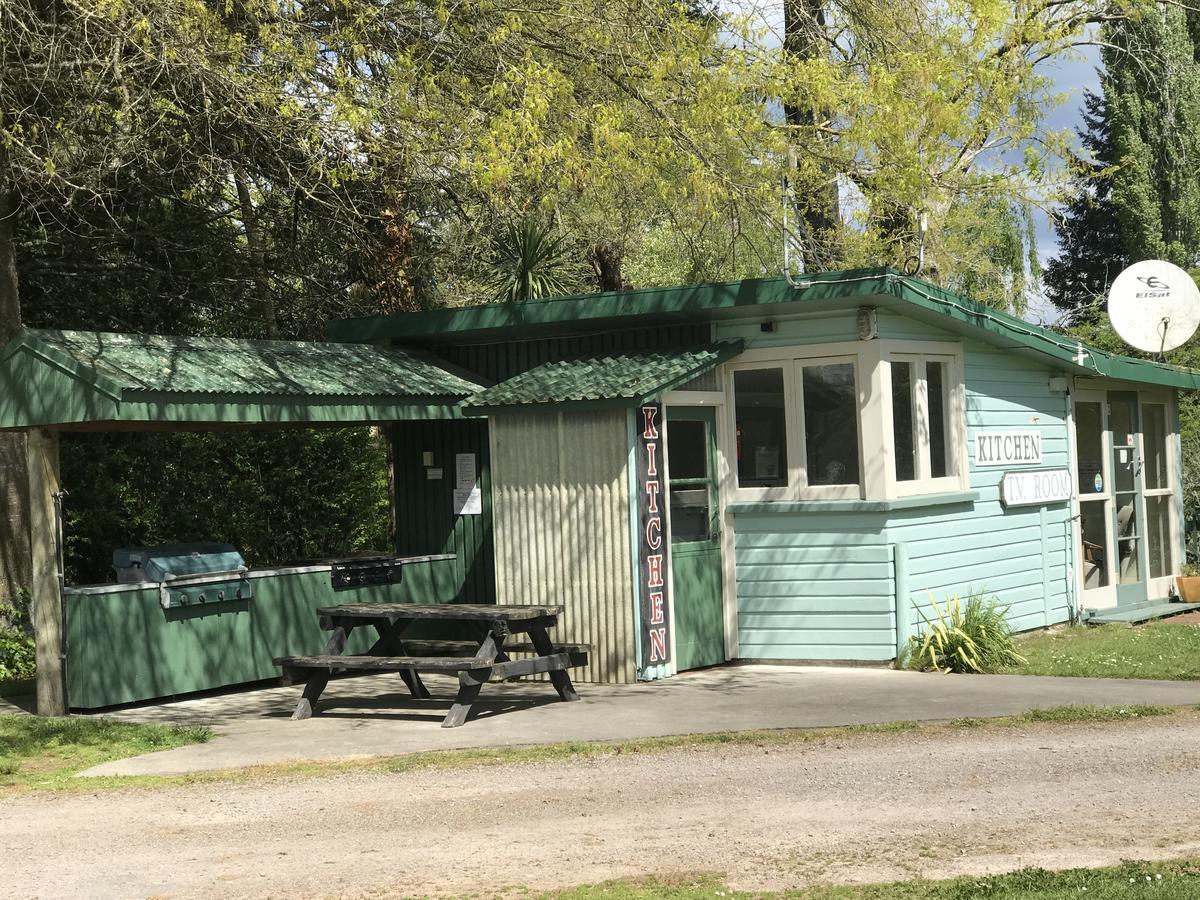 Golden Springs Motel, Holiday Park Rotorua Eksteriør billede